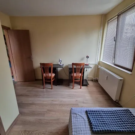 Апартамент Плевен Apartament *